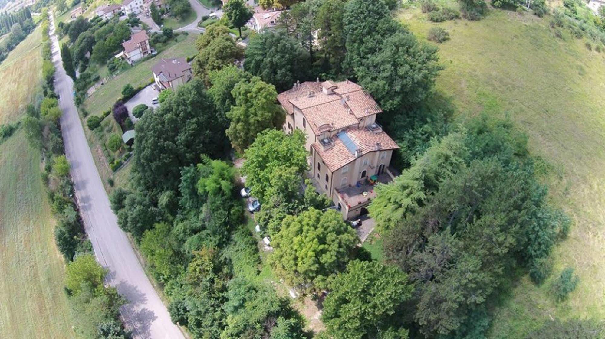 La Locanda Del Borgo بييترالونجا المظهر الخارجي الصورة